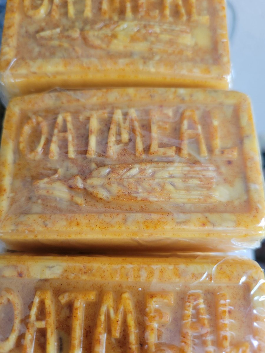 SoapMs's tweet photo. Try Ms.E Oatmeal Turmeric Soap for glowing, clear skin....love the skin you are in π #msesoap #thursdayvibes #soap #Turmericsoap #handmadesoap #allnaturalsoap #Cincinnatishops #uniquecincyshops https://t.co/w7u603hUJt