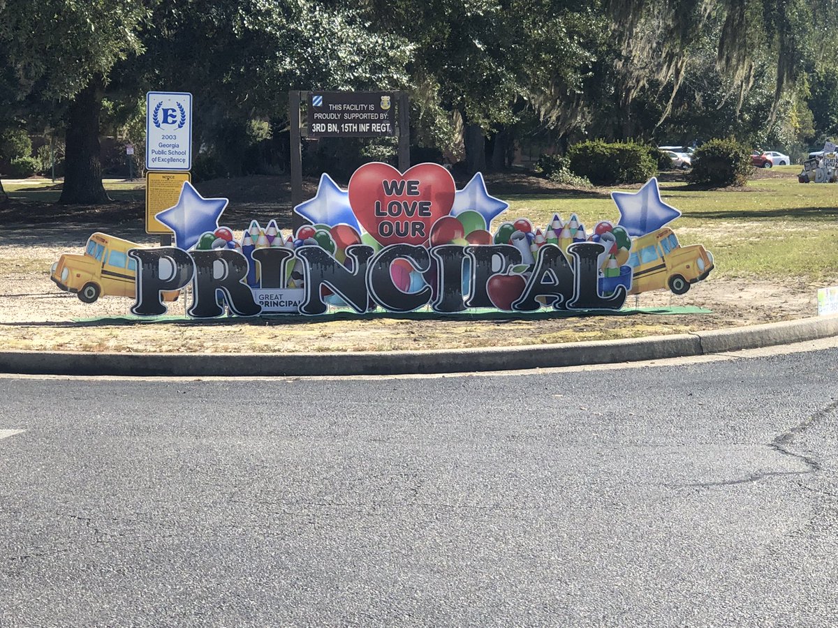 FLE_Explorers's tweet image. ✨We are so appreciative of Coastal Electric Cooperative for their kind and generous donation to our school! We are celebrating our Amazing Principal ALL MONTH LONG as we observe National Principal’s Month!! Behind every great school is a great Principal! #DreamBelieveAchieve