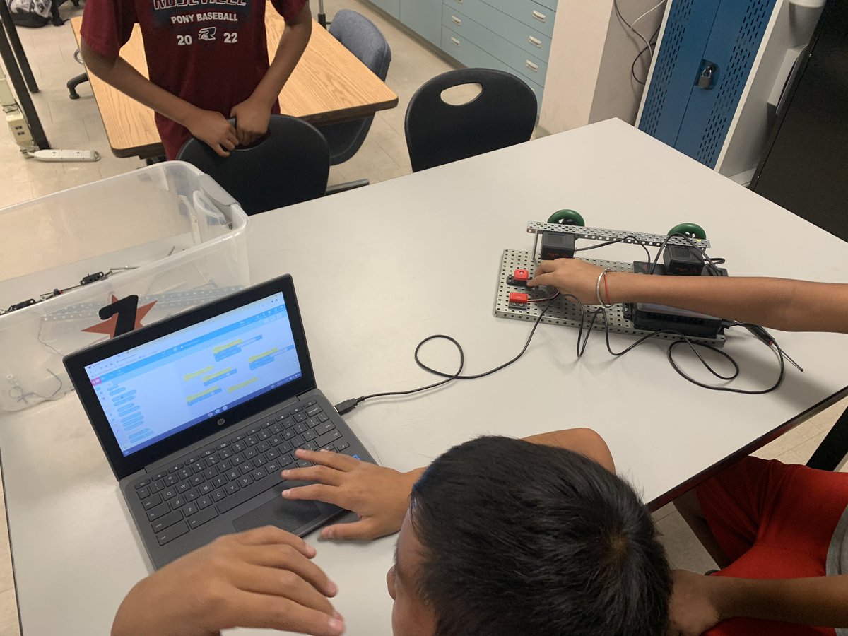 Lisa Dushane tweet media