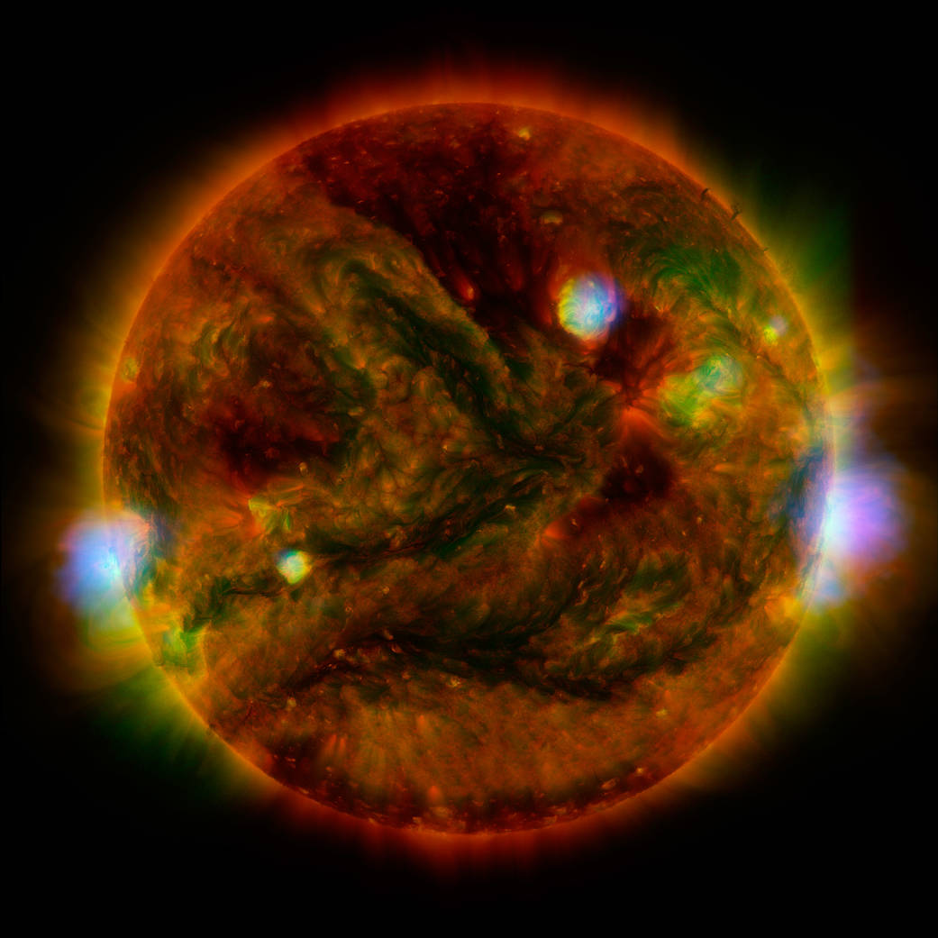 NASASun's tweet photo. This is a mosaic image of the Sun.

It combines multiple images of the Sun from three different spacecraft.

The blue regions show some of the most energetic areas on the Sun.

Learn more: https://t.co/M53YH9g2HO https://t.co/eF0IWtRJnf