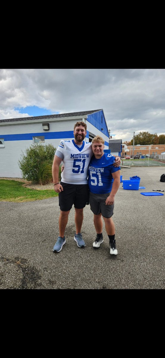 Coach_BurkMHS's tweet photo. It was an honor today to wear @Joshuamatesic51 jersey at school today! I couldn't be more proud of you and all of your accomplishments over the past three years! I'm excited to see what your future has in store! 🤘🤘🤘 https://t.co/XI7lwCCwfN