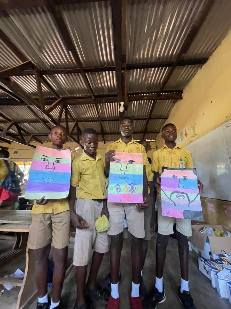 tccycf2021's tweet photo. #tccprojectghana don't you just love what you see?
We're Happy when they are.
#creativity #charitywork #helpingothersgrow #doyourpart #ngo https://t.co/z02RGnOnLG