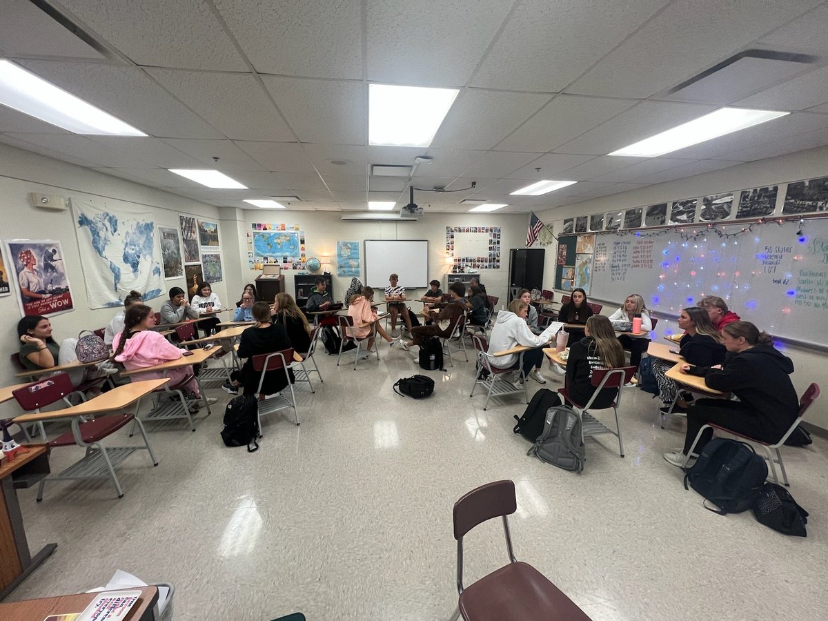 FCA_Timberland's tweet photo. By comparing out athletic participation to our spiritual participation, we can learn more about being our best in both.
"God does not wait for us to get our act together and be the perfect athlete, student or person before He decides to love us" https://t.co/ZrfqppaLEe
