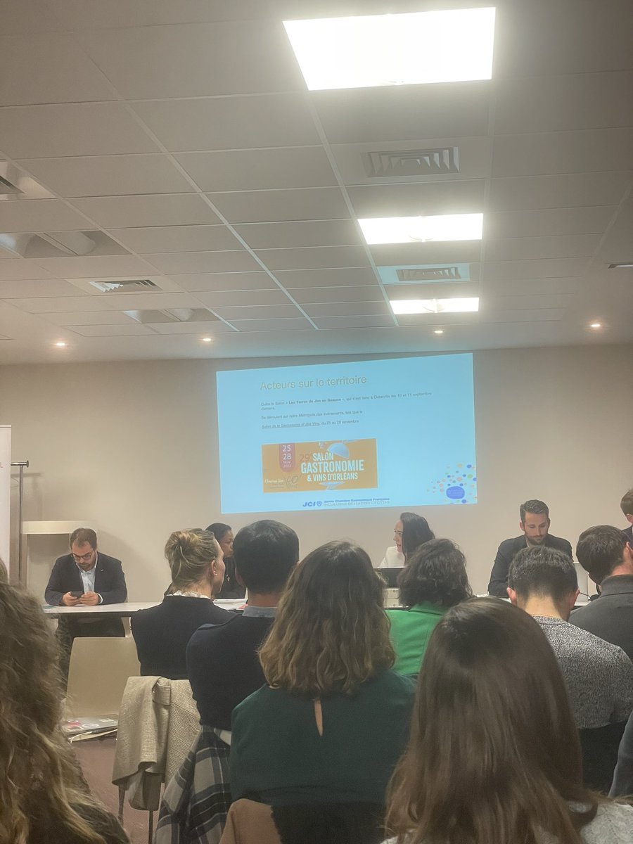 Très fier Valentin que tu m’aies choisi pour t’accompagner dans ton parcours #JCI, ça fait du bien de voir une jeunesse engagée et pleine de projets. « La diversité des êtres transcende la souveraineté des nations »