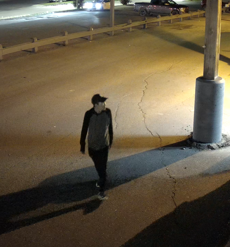 rcmpmb's tweet photo. Do you recognize this male? He is a suspect in a sexual assault that occurred on Aug 20, 2022, sometime between 1:30-2:30am, outside the Burntwood Hotel on Selkirk Ave in Thompson. He is 5’7”, with short dark hair. Have info? Call #rcmpmb at 204-677-6090 https://t.co/I9tWYA2tJy
