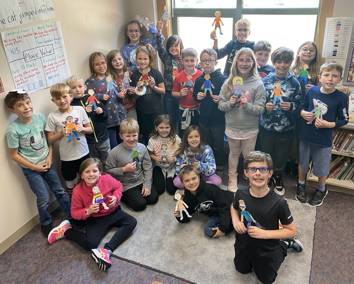 MrAurandTES's tweet photo. We had an assembly in the third grade pod to say goodbye to everyone’s Flat Stanley. 📬🌎 https://t.co/lJqGvb5Qea