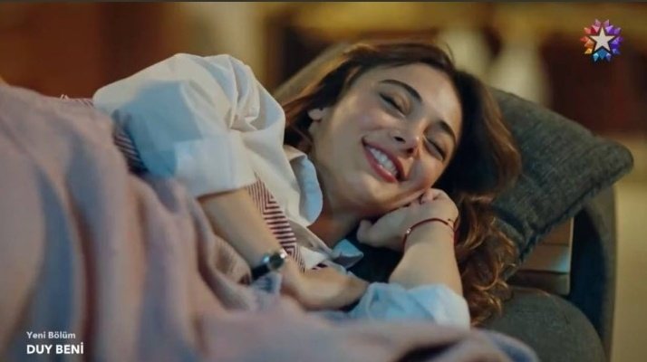 tthemoonshines's tweet photo. Gece kafamda olur olmadık 86885968585747574 tane senaryo kurduktan sonra odamdaki cinin gördükleri;
#DuyBeni @diziduybeni https://t.co/ChnhdXsCGj
