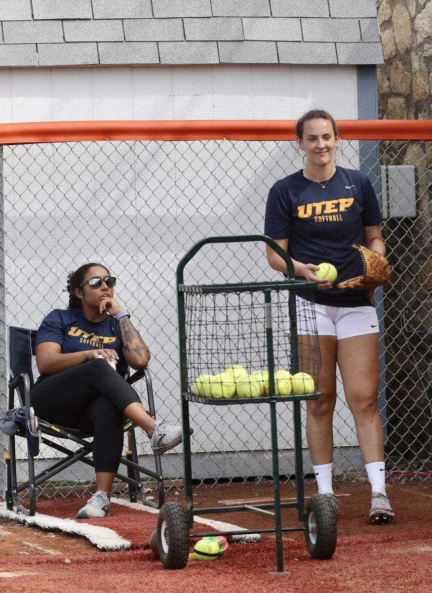 Guess who’s coming back for another season of <a href="/UTEPSoftball/">UTEP Softball</a>? Yup it’s <a href="/mack_collins13/">mackenzee</a> and the rest of the team. First day of practice so let the action begin which it will this weekend vs <a href="/CiscoCollege/">Cisco College</a> see ya there. Batter Up!!! #PicksUp <a href="/CanonUSApro/">Canon USA Pro</a> #UTEPPhotog