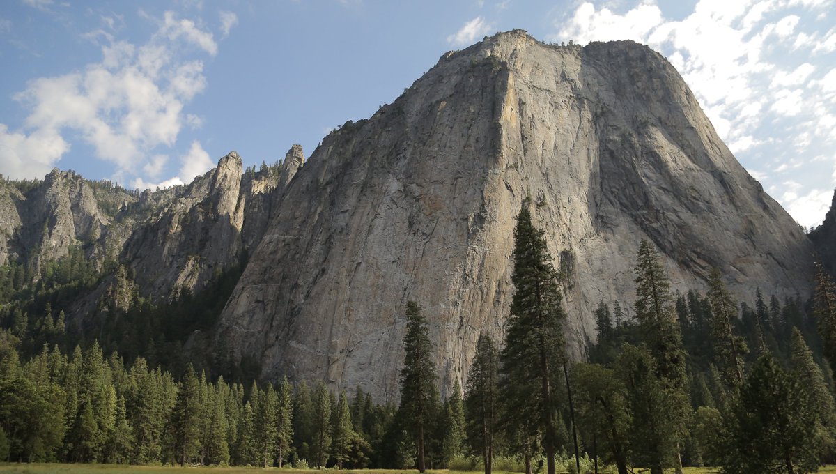 The sheer vertical cliff face of El Capitan, which stands more than 3,000 feet tall, is arguably the deadliest rock climb in the world.

#rockclimbing #elcapitan #halfdome #freesolo #freeclimbing #mountainclimbing #mountainclimbers #mostdangerous #rockclimbinglife #beckworthandco
