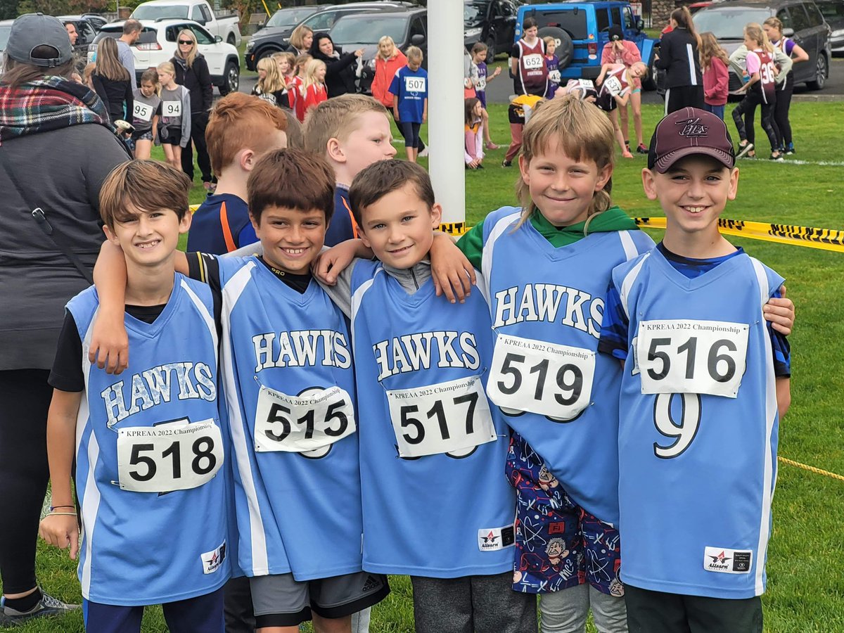 MillbrookSCavan's tweet image. Congratulations to our Hawks who competed in the KPREAA Cross Country Meet yesterday!  Well done!!  Our Grade 4 boys team placed 2nd overall.  Way to go!!
#crosscountry #goteam