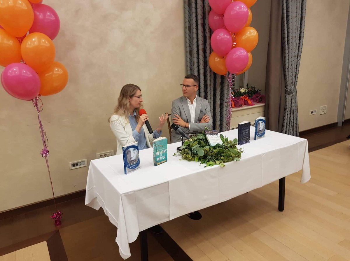 WDubrovnik's tweet photo. Thank you! Hvala! Kiitos!
For amazing #ReadForProfession event yesterday in Dubrovnik.
Mislav Cimic interviewed @emmi_elina Opening speech by Ambassador @KankaanpaaKalle
Thank you all you who came and made our evening so special 🧡
Thank you co-operation partners and sponsors. https://t.co/2lXwM7yuf2