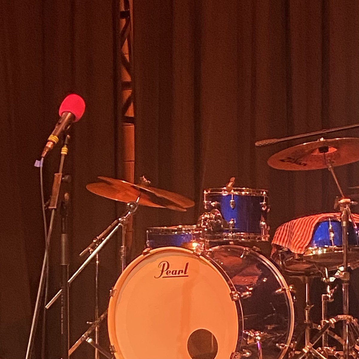 orkneyal's tweet photo. Thanks @MackieMusic1 for showcasing your amazingly talented young people at tonight’s Acoustic Night. The buzz in the crowd as they headed home said it all. 🎵 #keepmusiclive https://t.co/UCxdN3w6LZ