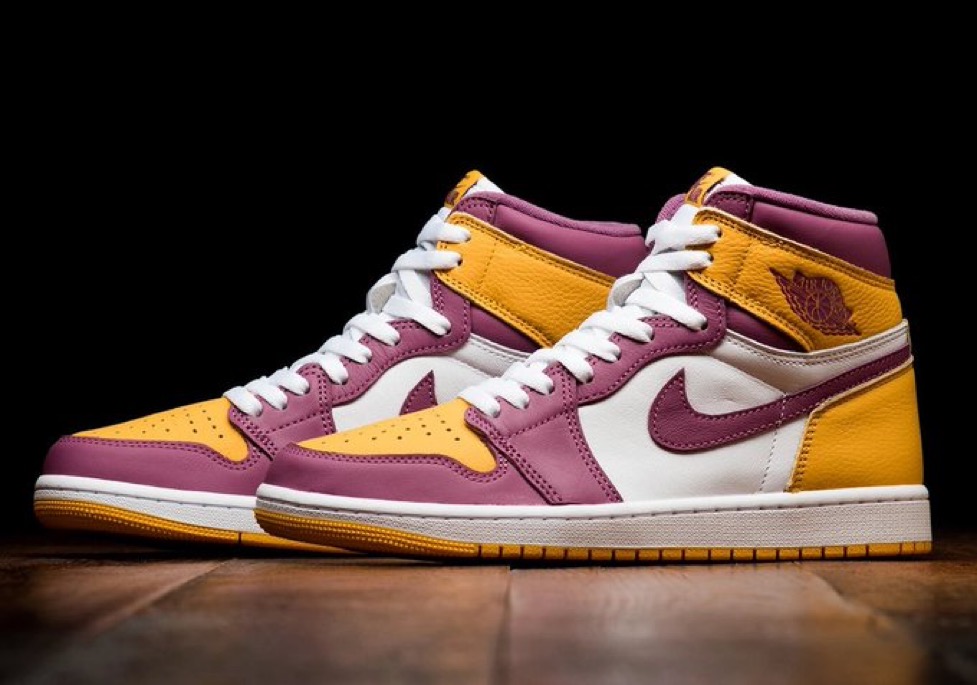 snkr_twitr's tweet photo. Jordan Retro 1 High OG ‘Brotherhood’

Shop -> https://t.co/47oIwJfaFl

#AD https://t.co/vtKRl5vrIr