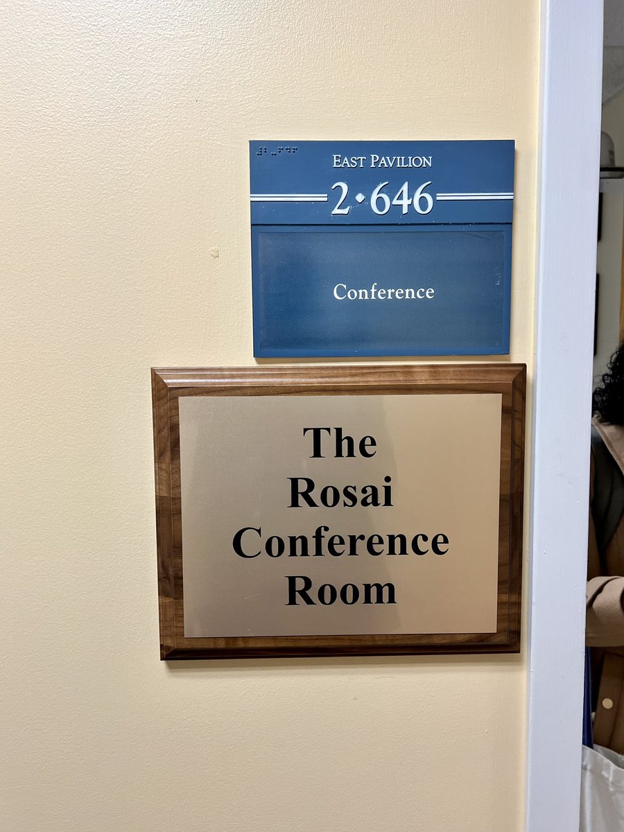 Teaching residents and fellows at Yale at this conference room today brought back fond memories of the time spent at Memorial in New York City with the GOAT Surgical Pathologist, the late Dr. Juan Rosai. @Angelique_Levi_ @YaleCytology @YalePathRes