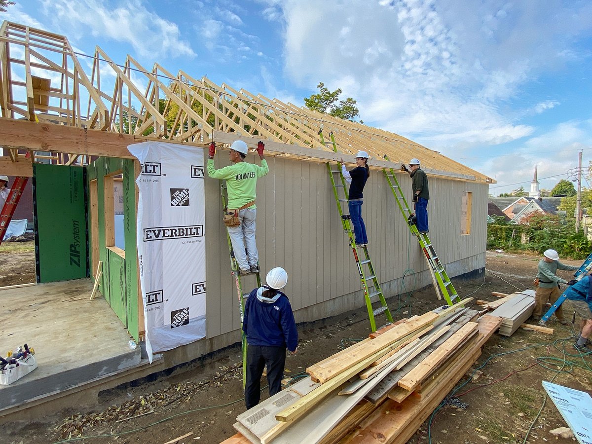 habitatkc's tweet photo. We are so lucky to have amazing volunteers who support our mission! Thank you, @TrimontREA for dedicating your time to build with our partner families not only here in Kansas City, but also at other Habitat Affiliates this week! 💙💚 https://t.co/Z8Y46AUjKJ