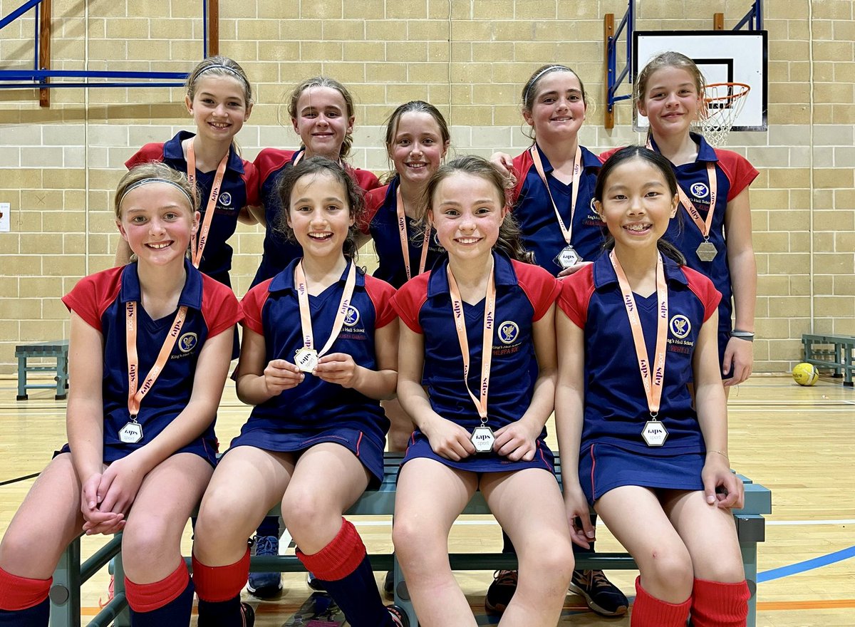 We are super proud of our U11 girls hockey team who finished 2nd today at the Regional <a href="/iapsuksport/">IAPS Sport</a> tournament. They worked so hard and played some excellent hockey 🏑 
Thanks <a href="/CheltCollege/">Cheltenham College</a> and <a href="/iapsuk/">IAPS</a> for a brilliant day 
@kingshallsport 
@KingsHallSchool 
@KHS_Head