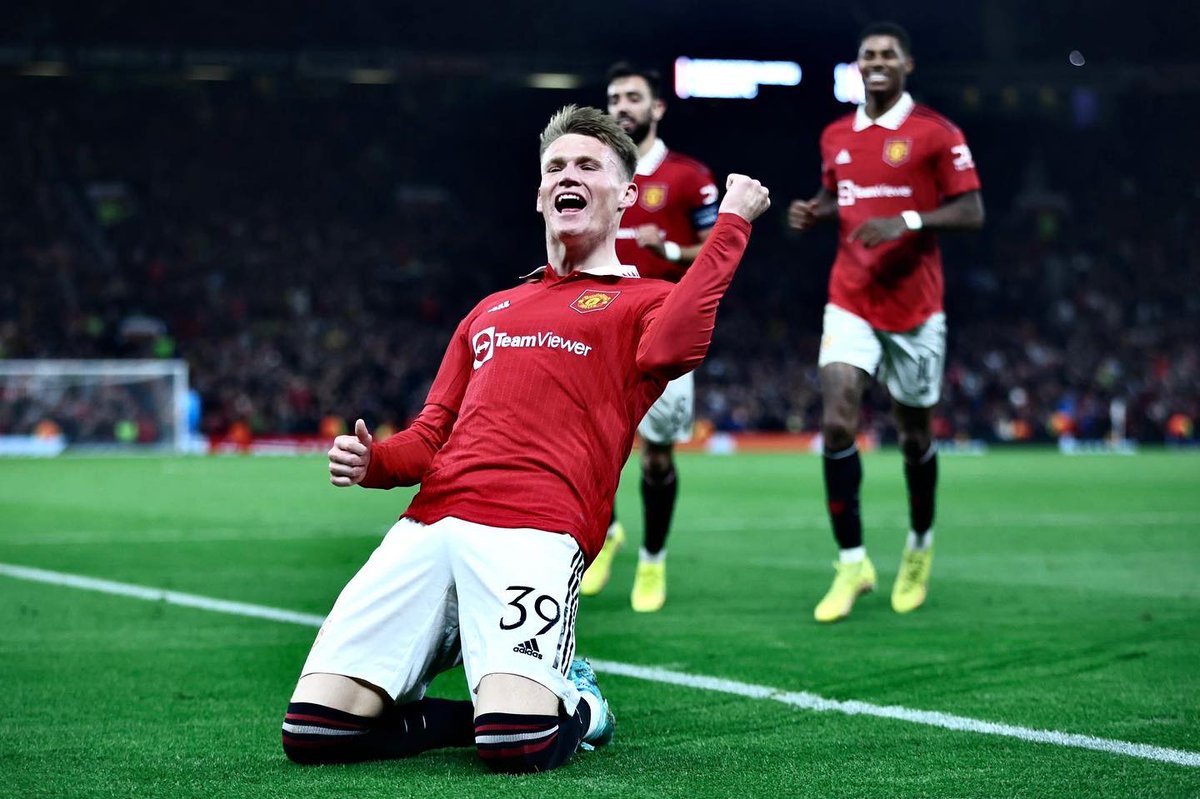 FT - Manchester United 1 - 0 Omonia Nicosia.

MCTOMINAY wins it at the end!! We had 34 total shots and we finally managed to score right at the end in injury time. Their keeper, Uzoho had a masterclass today. Other than that, it was a positive performance. 

#MUNOMO #UEL