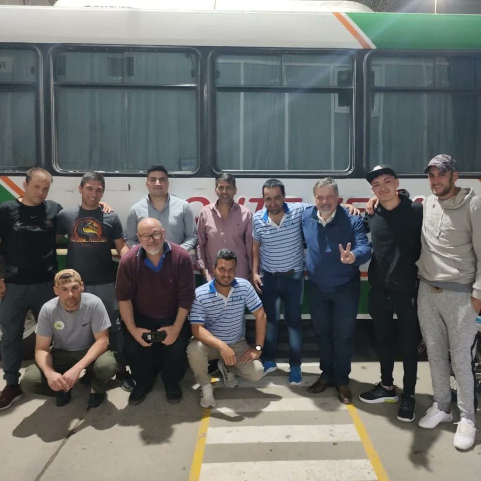 fe_uta's tweet photo. 🚌 El Cóndor
🚌 San Cristobal
🚌Monte Vera
🚌Línea 13

 #UTA #transporte #trabajadores #ListaAzul #GariboldiCatania #BustinduyAgrafogo https://t.co/EVzW0tCBnG