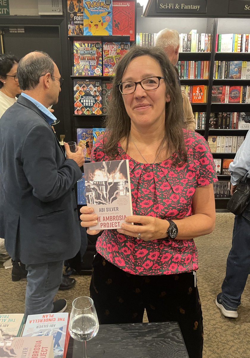 EyeAndLightning's tweet photo. The wonderful @abisilver16 at the launch of The Ambrosia Project. Sherlock Holmes meets Master Chef #PublicationDay @WaterstonesEC3 @EyeAndLightning an incredible evening full of lovely people https://t.co/m6WCGC9TEW