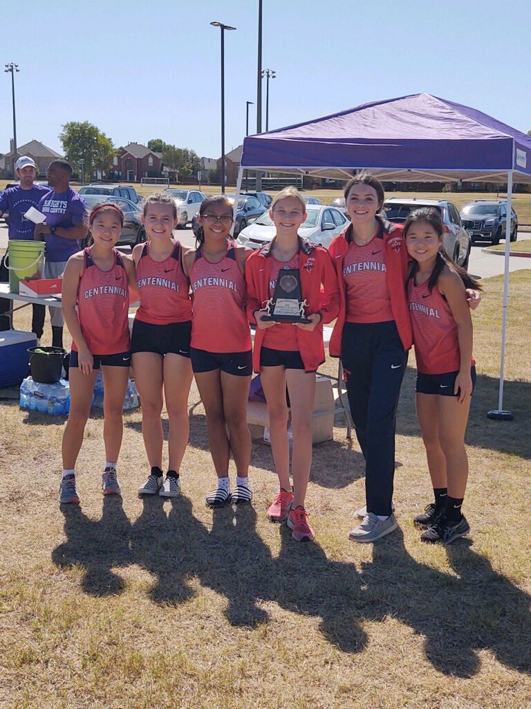 Cententrack's tweet photo. THE GIRLS TEAM IS GOING BACK TO REGIONS AFTER FINISHING THIRD!! HARD WORK IS PAYING OFF!! https://t.co/l5W1dO42Vf
