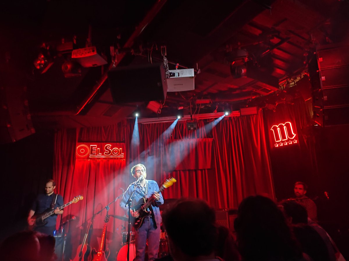 Enorme <a href="/moses_rubin/">Moses Rubin</a> esta noche en El Sol.