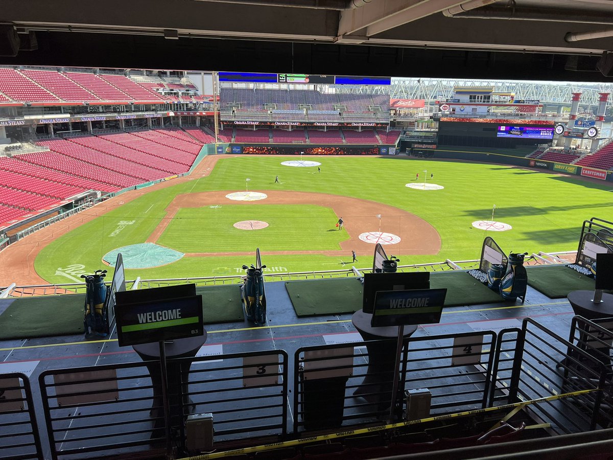 marshallkramsky's tweet photo. Huge thank you to the @Reds for hosting the @WCPO sports team today at GABP for #TopGolfLive. https://t.co/3TlCLXL9VL