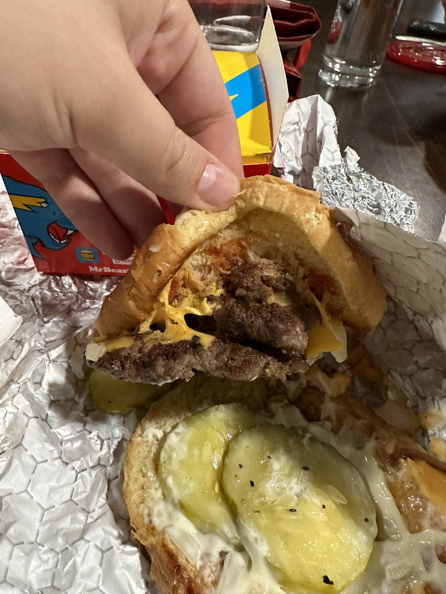 IanCABuchanan's tweet photo. @MrBeastBurger not sure where I should make a complaint to, but I ordered a Chandler style burger and despite the box being labeled as one, it was Beast Style. And I used a $5 coupon on it too 😞 https://t.co/J5vQYdyRni