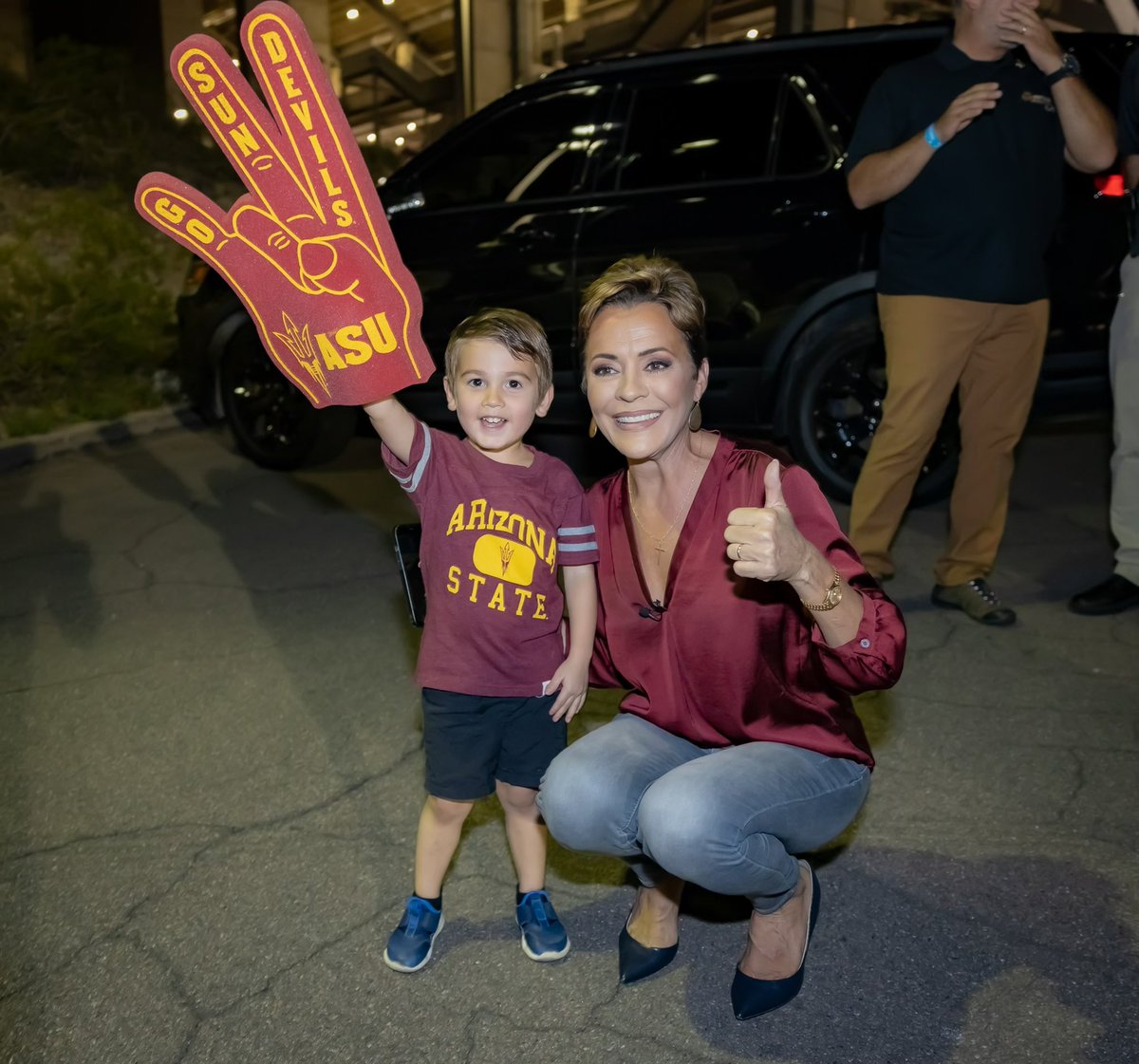 Sam Tripoli on Twitter "Is that kid really giving the two in the pink