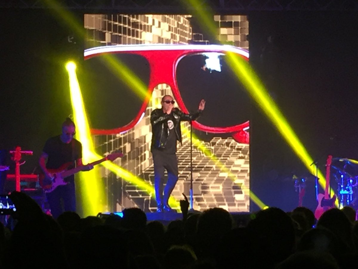AlbertoBishtaja's tweet photo. @lucacarboni #dasempre #lucacarboni #bolognaeunaregola https://t.co/OuqJHDkyn6