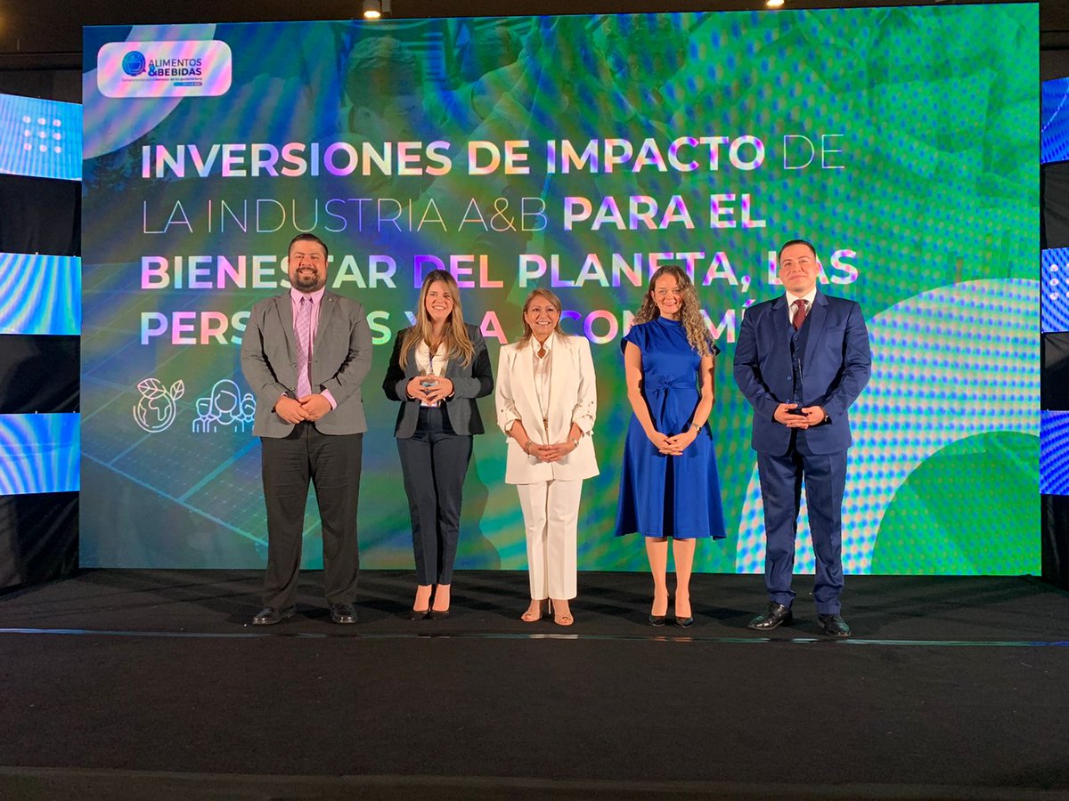 Nuestro Gerente de Asuntos Estratégicos moderó el panel: Inversiones de Impacto de la Industria Alimentaria y de Bebidas para las Personas y la Economía en la 2da. edición del Foro de Alimentos y Bebidas, <a href="/Gremabgt/">Gremial de Alimentos y Bebidas</a>, en el que participaron <a href="/CMICorporacion/">CMI-Corporación Multi Inversiones</a> <a href="/nestlecam/">Nestlé Centroamérica</a> #GrupoMariposa