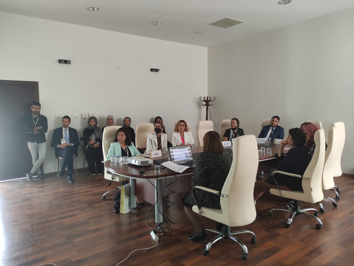 congressonepid1's tweet photo. Ours Congress,DİYARBEKİRLİ HEKİM RIZA HALL (Ç1)
Moderator:
Berna ARDA-Elif ATICI
Inveted Speakers:
Berna ARDA 
Arın NAMAL
Ahmet ÖNEN-Elif ATICI 
Rana CAN ÖZDEMİR-Meryem Türkan IŞIK 
Hatice DEMİR-İhsan Kağan ÇOK-Onur Efe BIÇAK 
Mehmet Emin KURT-Mehmet Ali ŞEN https://t.co/7oFleQnCWc