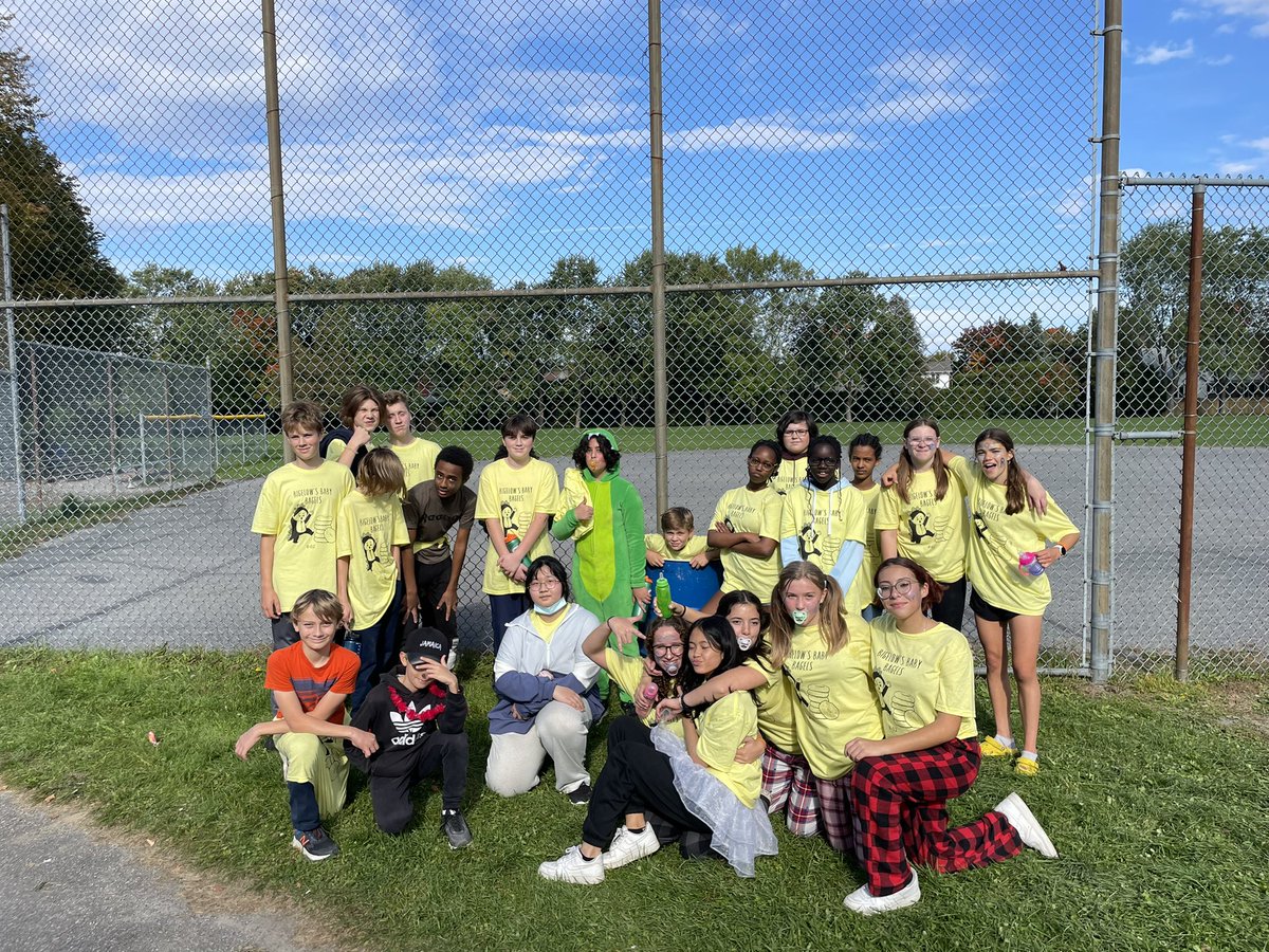 allisonbigelow1's tweet photo. It brings me JOY when my students are JOYful #ocsbjoy #BigelowsBabyBagels @FrankRyanOCSB https://t.co/4B8GPhDPWs