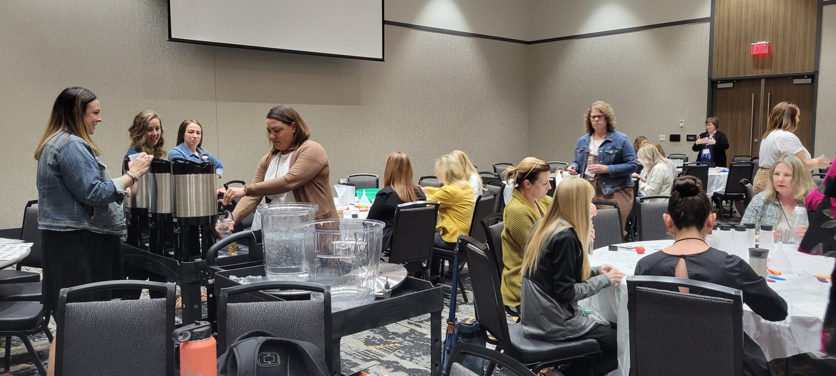 hldrobbins's tweet photo. Make and take with the SEBL Specialists #NeMTSS22 - sensory bottles, stress balls, and calm down kits for staff! https://t.co/2v8XEoVZLa