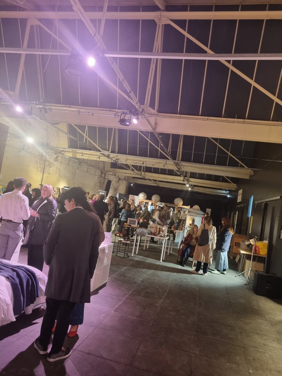 justnaomh's tweet photo. Tonight was my first night in the Banana Block in East Belfast for the @TaylorYates_ collective ... so many talented local designers and social enterprises selling the most stunning produce - what a fantastic space 👌✨️💕

#supportlocal https://t.co/6cNjT5vjSY