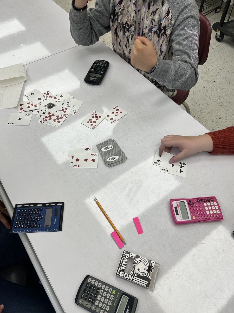 BrandonABrown's tweet photo. “Exponent War” today in Math 9 at #donsch. Draw two cards and assign one to be your base and one to be your exponent. Create the largest answer to score a point! 🧮🏫💪🏽 https://t.co/4KuUu0yhh2
