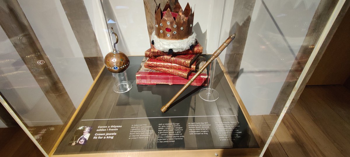 LLalaurie's tweet photo. I've been "on the road" for a few weeks now, and was delighted to discover, yesterday, the newly renovated Hay Castle!! With precious #RichardBooth memorabilia @haycastle What a resource! @hayfestival https://t.co/DbTSIdD0OB