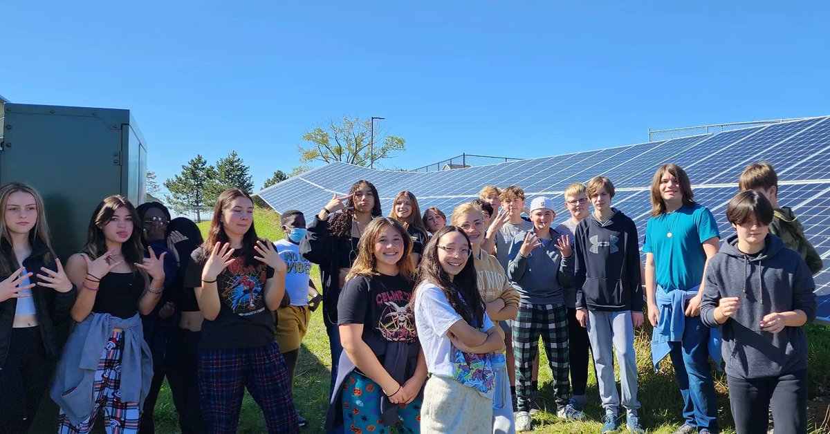 mshagenscience's tweet photo. Eighth grade science had the opportunity to take a mini on-campus field trip to our solar fields! This visit ties in perfectly with our Harnessing Human Energy unit! #AIM2Empower #bhwarriorpride https://t.co/r1yNAq9Bu6