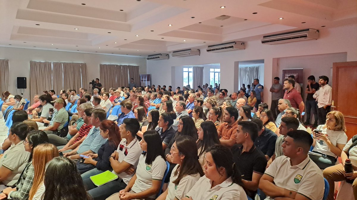 Lanzamiento Conkesta E3 en charata!!!!! #entodas <a href="/BrevantSemillas/">Brevant Semillas</a> <a href="/CortevaARG/">Corteva Argentina</a> <a href="/AleinesWeiss/">AleWeiss</a> <a href="/pora_martina/">Emilio Antonio Martina</a>