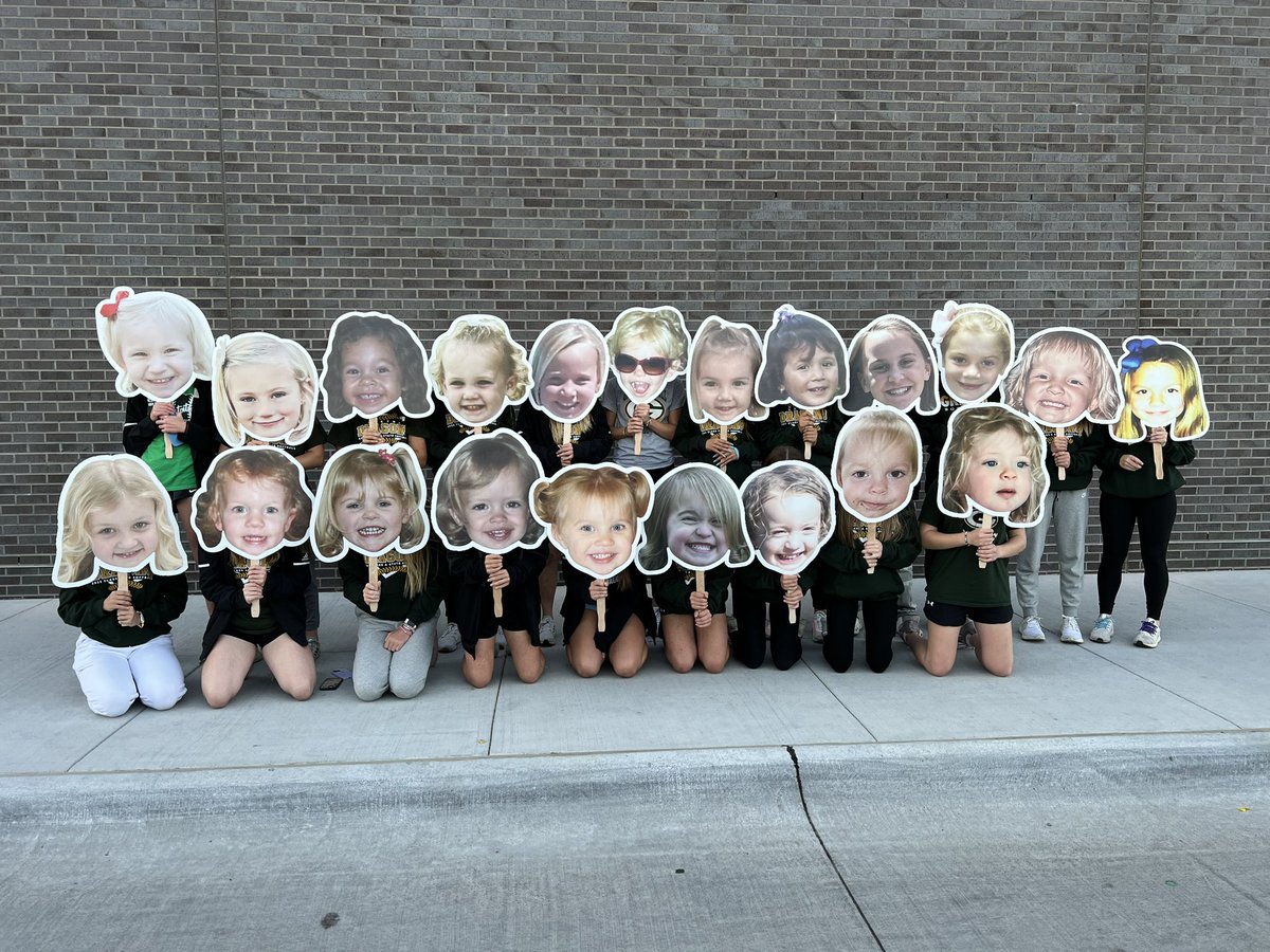 Dragons are state bound!! First round starts at 2:00 tomorrow against Papio South. #CLC #BAGT #W2W 🐉🥎