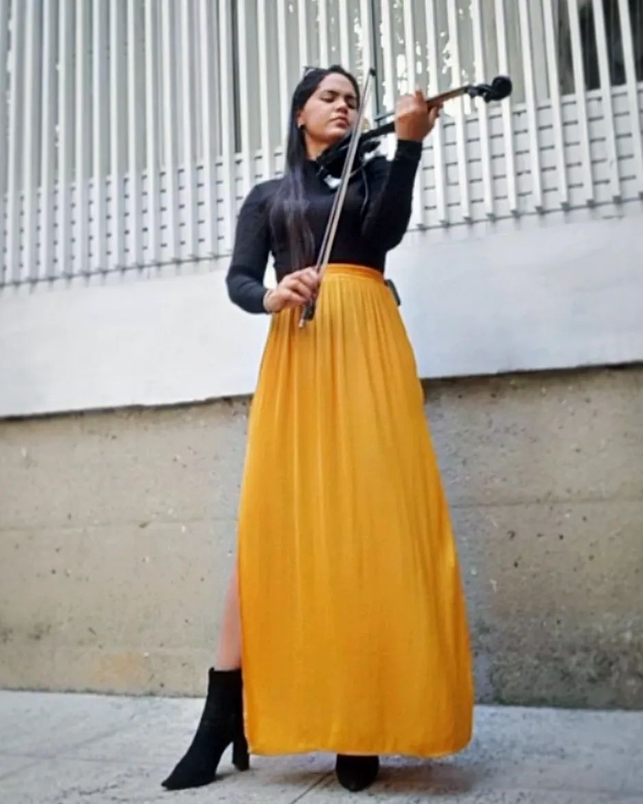 Los libros, las mentes y los paraguas solo sirven si se abren.