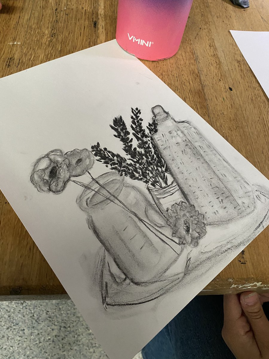 BSD_GATE's tweet photo. Enrichment through the arts 🤩 More still life drawings! Art week at GATE camp has been a big success so far, thanks to our VAPA Mentors and @MaertensSydney! We can’t wait to play with some color on Thursday and Friday! 🎨 https://t.co/neNA3N20U1