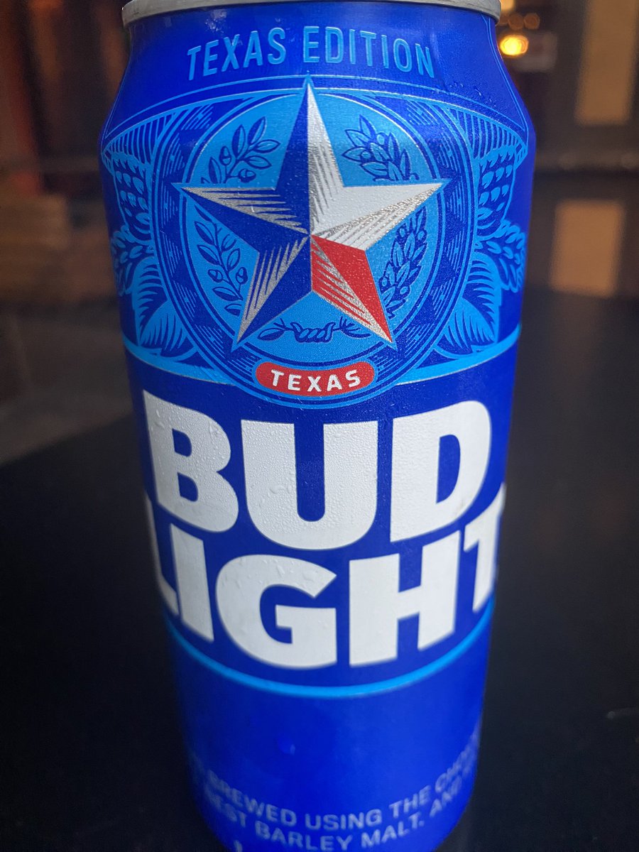 brise43's tweet photo. Everything is bigger in Texas. https://t.co/O2zT1XnPqA