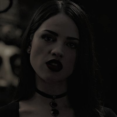 ᅠ 
ᅠ 

       THE SUPREME LEADER ;
       alternate au portrayal 
       literate &amp; detailed 
       bisexual &amp;&amp;. story driven
       genderbent 
       knights of ren -
       dominatrix of the first order .

ᅠ 

       #SWRP / oc friendly 
        lewd / non plots .

ᅠ