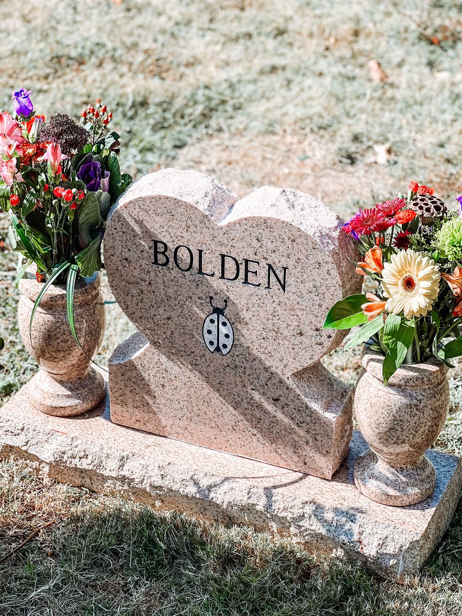ChiefNitro's tweet photo. OMG!!! I am in tears yall! My sweet grand baby’s headstone came today, and it’s ABSOLUTELY PERFECT!!! Pop Pops misses you so much Kali Dior, but now you will have amazing flowers, balloons and whatever else Mimi and I put out there!! I love you baby girl! #kalidior #kalisangels https://t.co/UA1zN6jPFm
