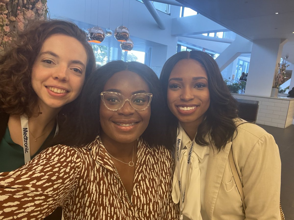 CyUzoukwu's tweet photo. Had a great time at #cns22 #2022cns with @PotterTamia and @white_sasha_j  so proud of all the leadership work they’re doing with @WINSneurosurge1 and hoping to follow in their footsteps soon! https://t.co/CQWnQxNIry