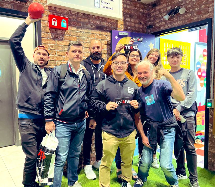 I locked the founders in a room for team building purposes. 🤷🏼‍♀️ <a href="/TEG_SF/">The Escape Game San Francisco</a> #fefall22