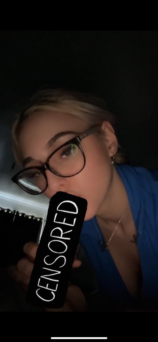 Scarletxroseee's tweet photo. Retweet and follow for the full thing 😈😈 #of #nsfw https://t.co/VNsGxC8JzN