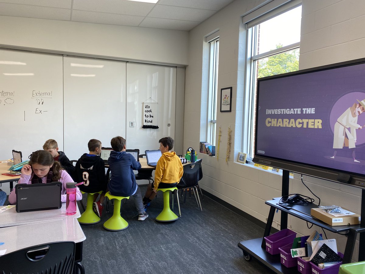 AnnaWoodAVES's tweet photo. Better keep an 👀 on these 5th graders! They are quite the investigators. 🧐🔎
They’re looking for textual evidence to give us clues into what each of our characters are like. #OperationFrogEffect
#WeAreAviators https://t.co/RM0H4p4VLz