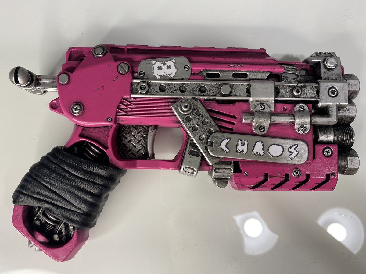 RainJuneArt's tweet photo. My new Nerf 
#rainjunecraft #cyberpunk #zombie #zombienerf #cosplay #borderlandsgaige #cyberpunkscosplay #postapocalypsecosplay #craft #gamestuff #game  #cosplay #art #postapocalypse  #propmaker #prop #gamestuff #cosplaycraft #cosplay365 #nerfgun #nerfguns #nerfmods #nerfmodding https://t.co/ouM2vvFq4X