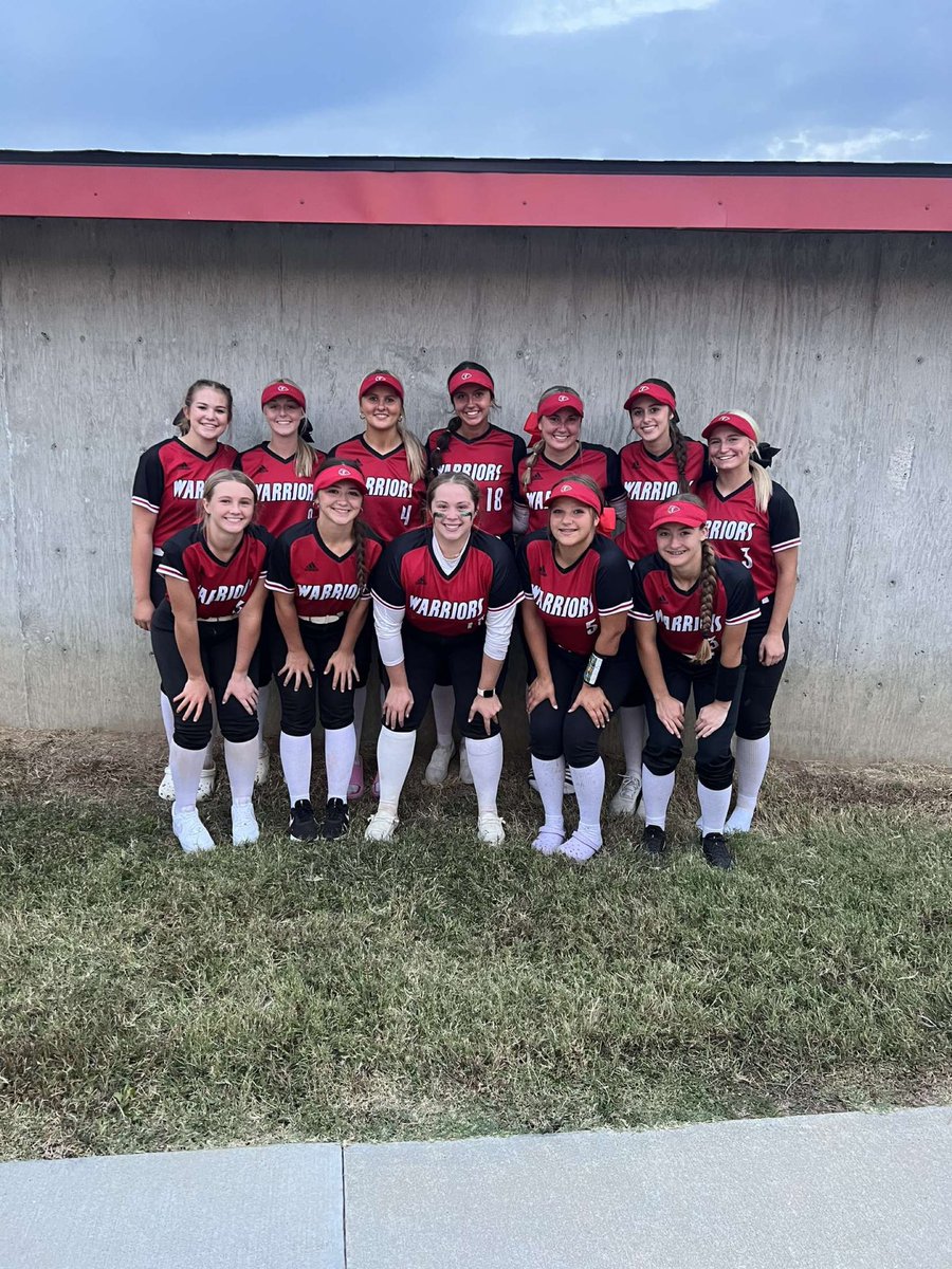 🚨YOUR LADY WARRIORS JUST UPSET THE 3-SEED JACKSON 7-6 IN THE FIRST ROUND OF DISTRICTS!!!!🚨GREAT JOB GIRLS!!!        

They play Oakville on Thursday at 4 at Oakville!! MAKE SURE TO POP OUT AND CHEER THEM ON AS THEY LOOK FOR A DISTRICT TITLE!!!!